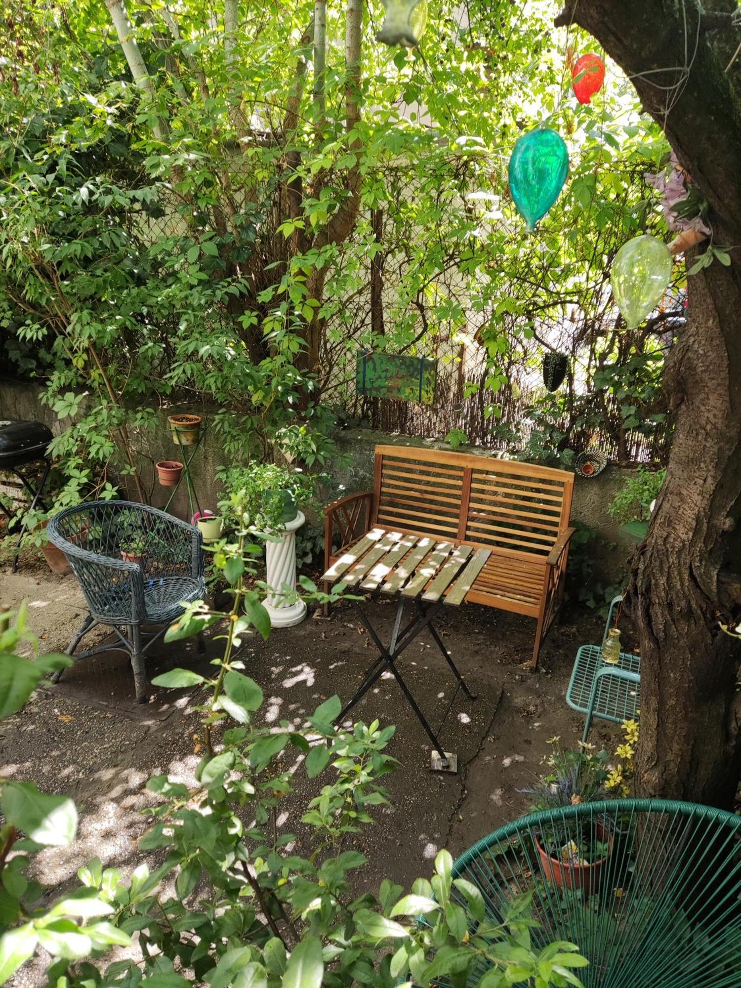 Flat In Historic Villa With Your Own Private Garden, Near City Park Будапеща Екстериор снимка